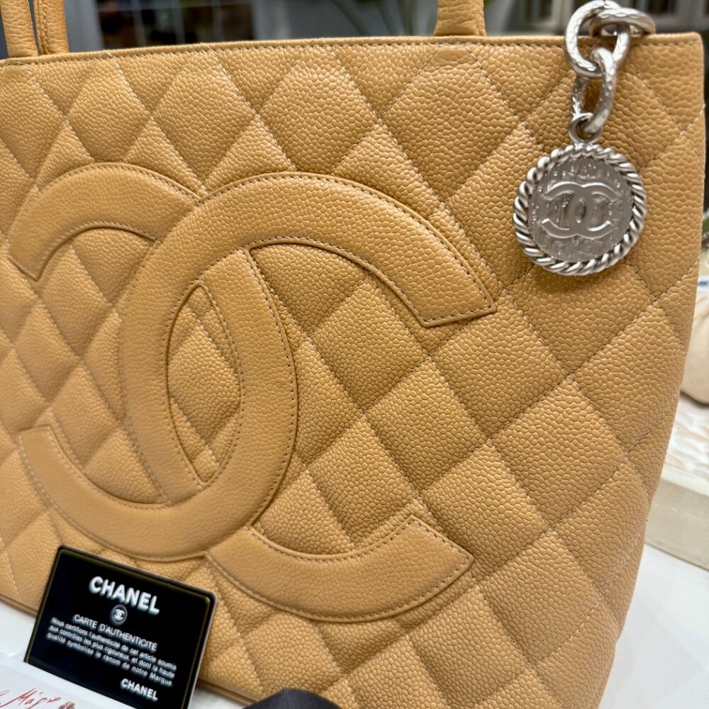 CHANEL Caviar Quilted Medallion Tote Bag Tan - Picture 2 of 13